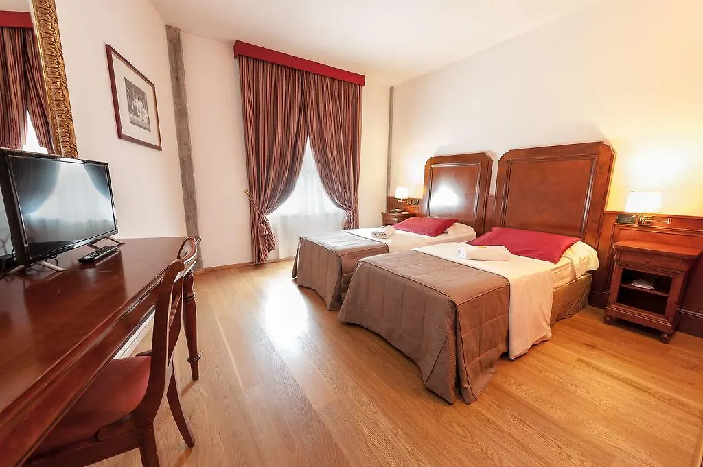 Hotel Villa Malaspina Castel d'Azzano