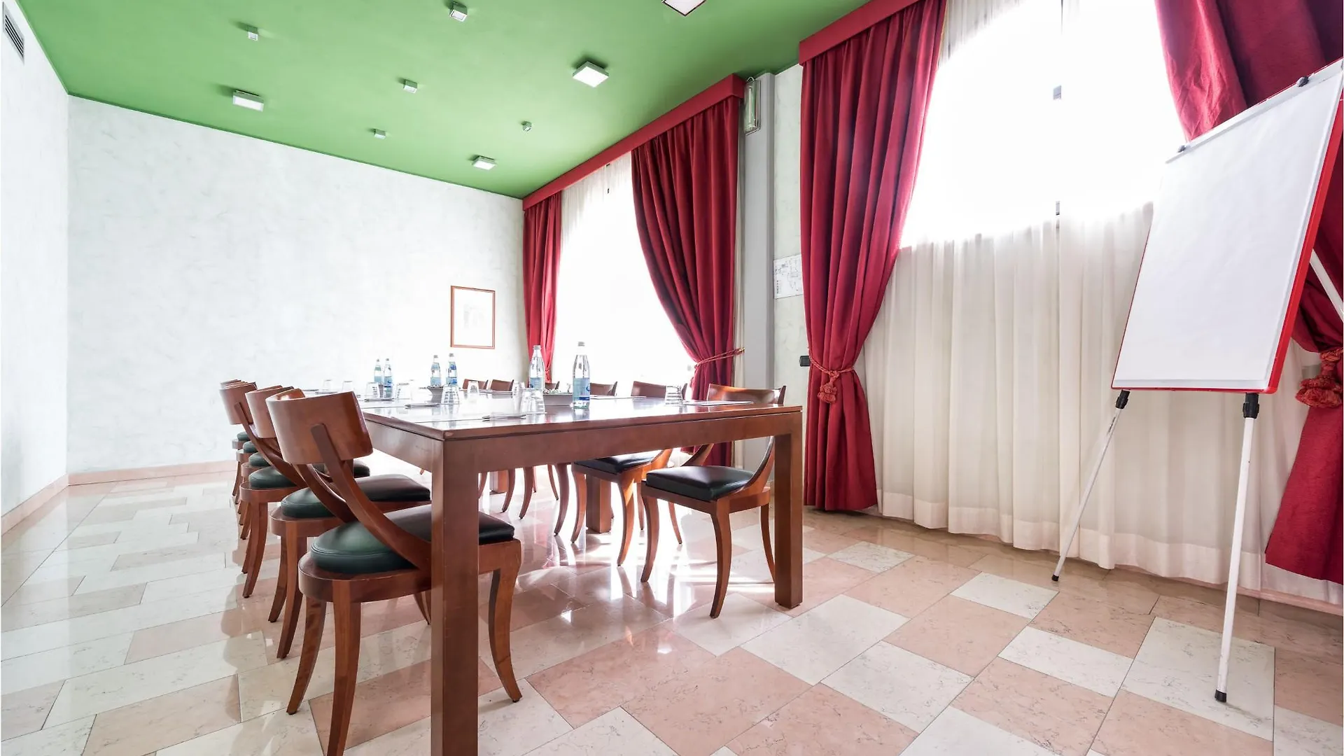 Hotel Villa Malaspina Castel d'Azzano