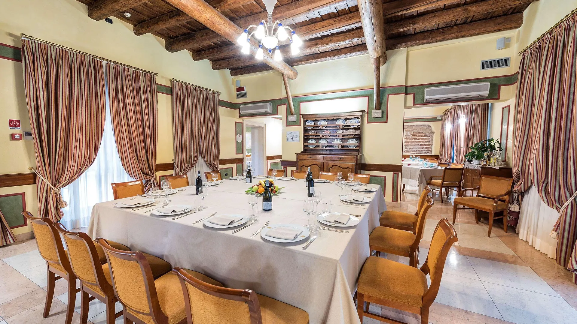 ****  Hotel Villa Malaspina Castel d'Azzano Italy