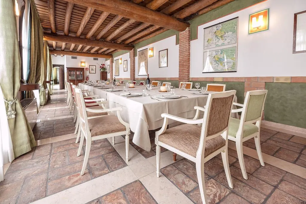 Hotel Villa Malaspina Castel d'Azzano